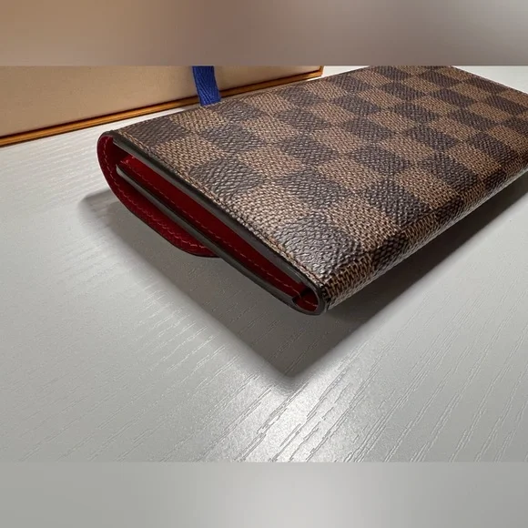LOUIS VUITTON ♥️ Emilie Wallet In Damier Ebene Canvas - Picture 13 of 14